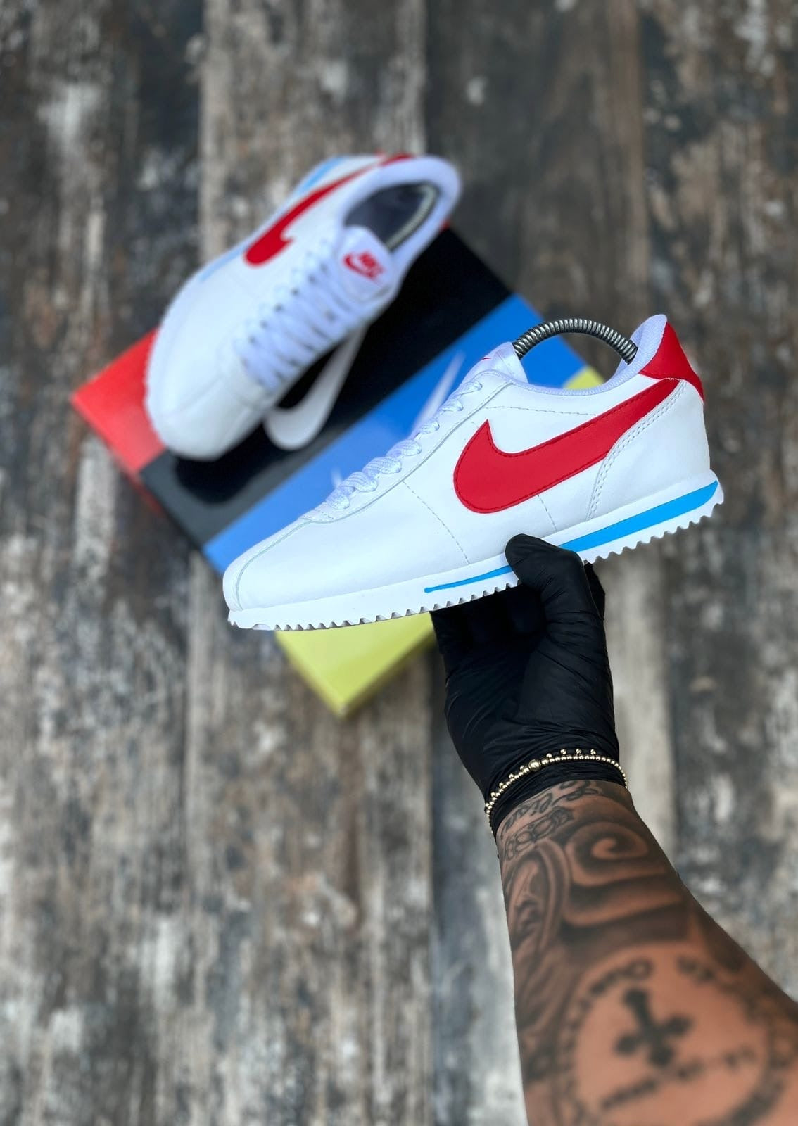 Nike cortés