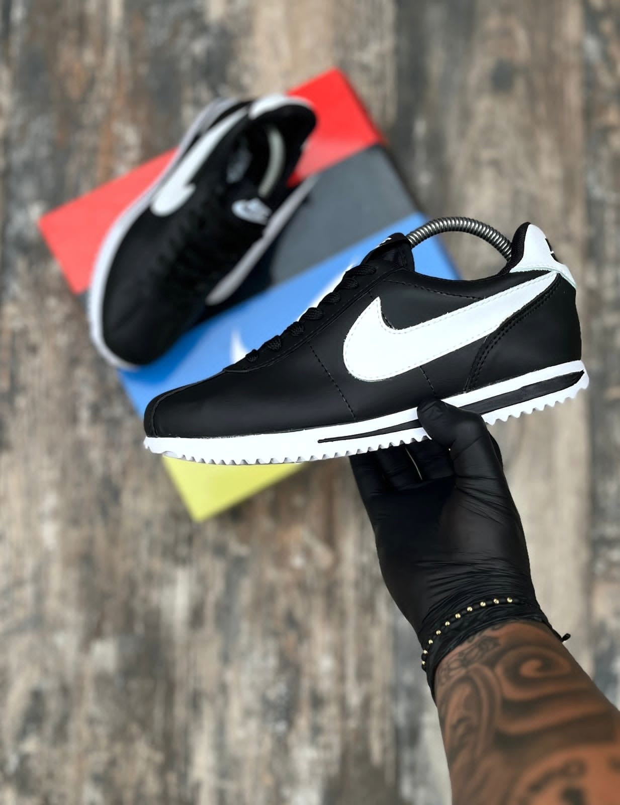 Nike cortés